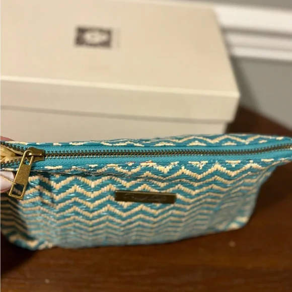 Women's Make up/travel bag - Great for wknd trips/vacations by Revive Vintage - Picture 6 of 11